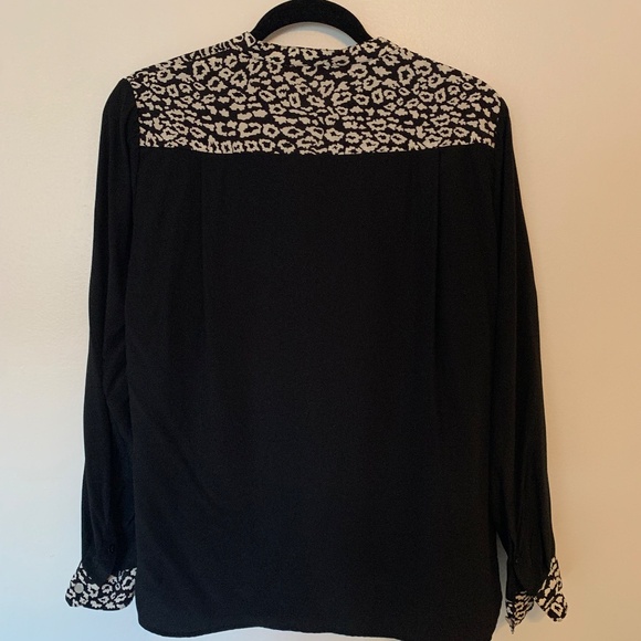 The Couples Silk Black and White Shirt 3 - Picture 2 of 3